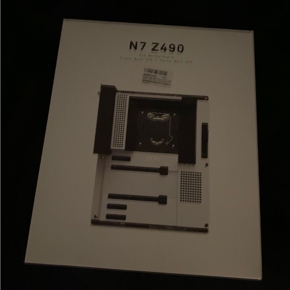 NZXT N7 Z490 PC MOTHERBOARD - Picture 1 of 3